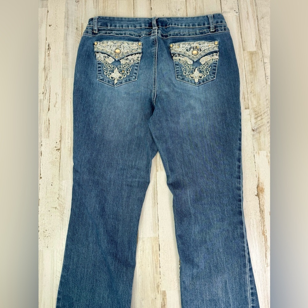 Cato Premium Jeans Women's 14 38x31 Blue Straight Leg Mid Rise - Picture 11 of 11